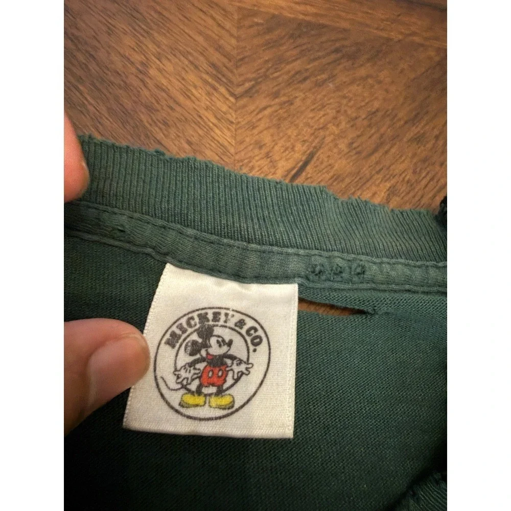 Vintage Mickey & Co Disney T-Shirt Green Distressed Donnkenny‎ One Size Fits All